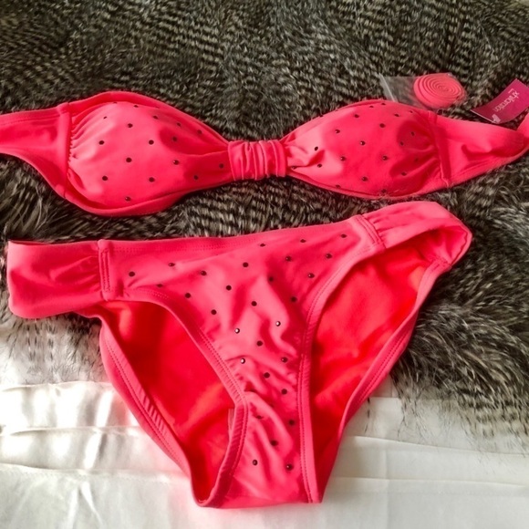 Fuchsia 2 Piece Bikini - Picture 2 of 7